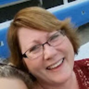 Meet your Posher, Dennelle